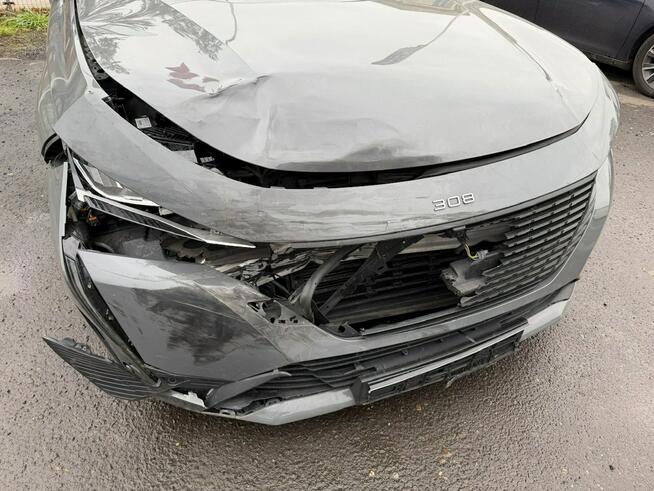 Peugeot 308 1.5-131KM BlueHDi Allure Pack S&S EAT8 Salon PL 2024