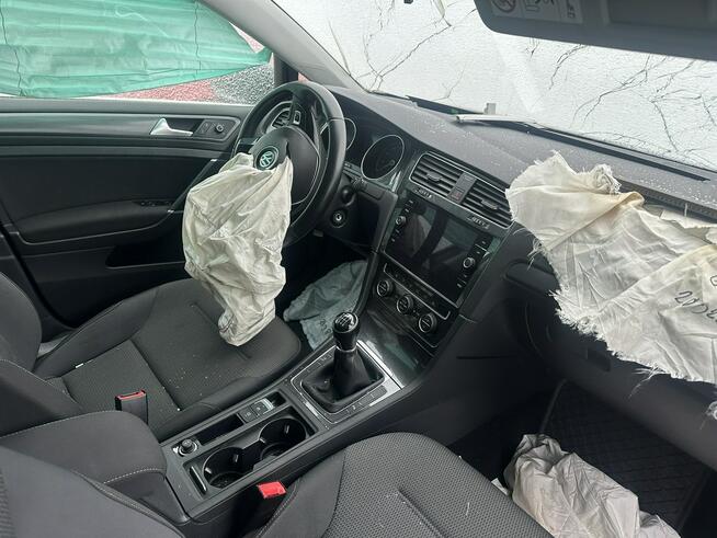 Golf VII 2.0 TDI-150KM Klima Navi Panorama kamera 85520km 2018