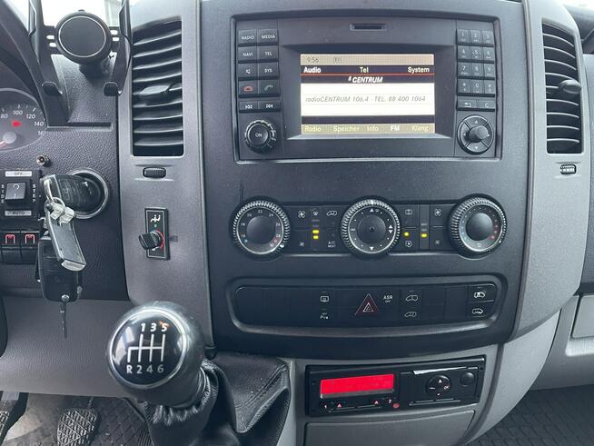 Volkswagen Crafter Autobus 23 osoby Klima Nawi Kamera 2015 Crafter 2.0-163KM Autobus 23 osoby Klima