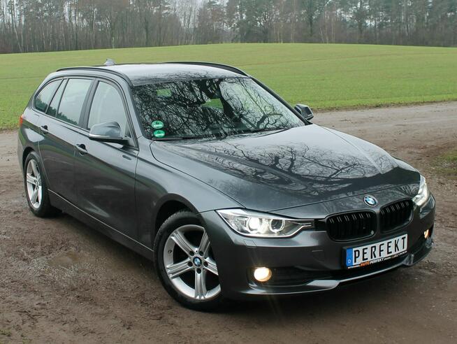 BMW 318 F30 F31 2.0 D 143 KM BiXenon NAVI Grzane FOTELE Tempomat EL. Klapa HAK