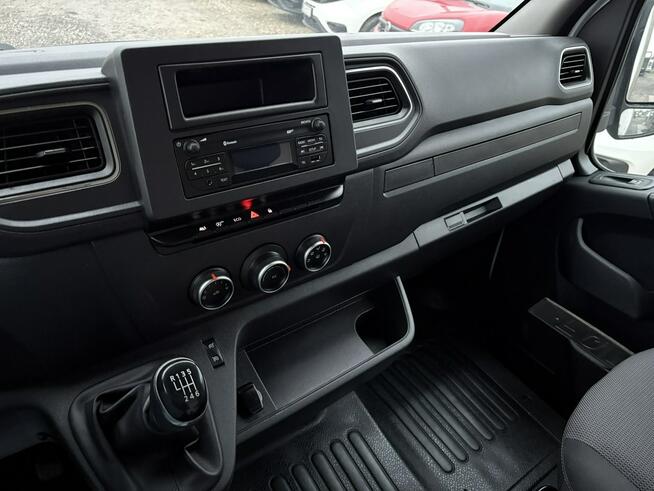 Renault Master kontener niskopodwoziowy niskopodłogowy