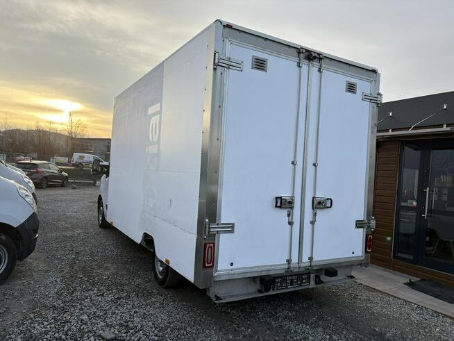 Renault Master kontener niskopodwoziowy niskopodłogowy