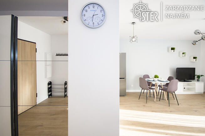 Stare Miasto, 2 pokoje, hala,balkon, do końca maja