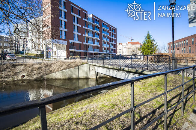 Stare Miasto, 2 pokoje, hala,balkon, do końca maja