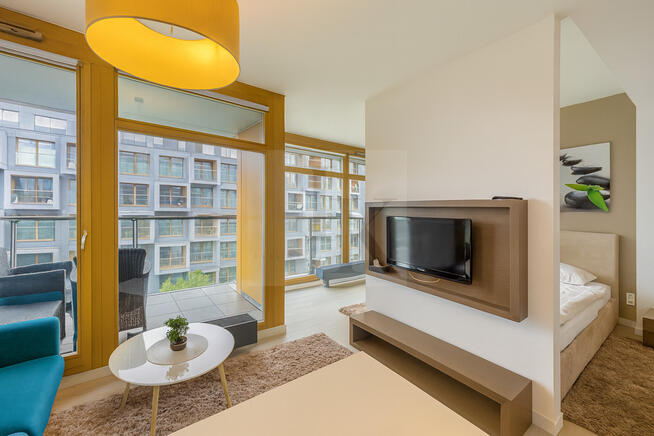 Studio z wydzieloną sypialnią w 19.Dzielnicy