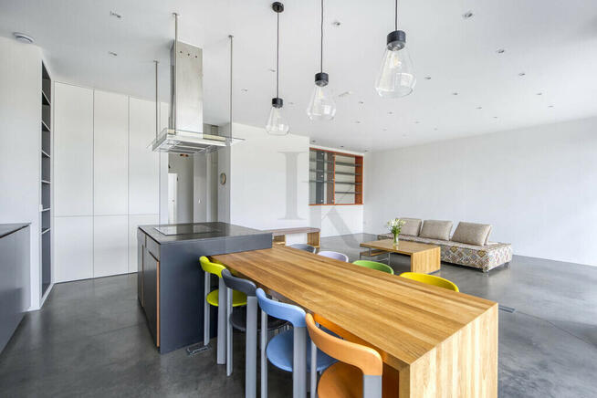 Przestronny apartament z widokiem na Park Dygata