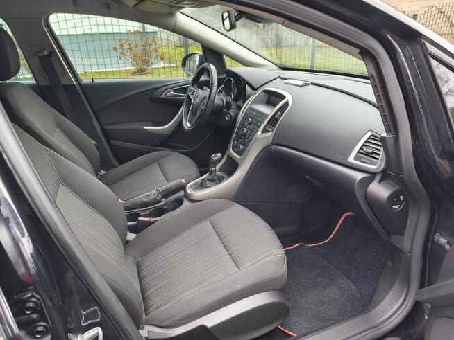 Opel Astra J 1.4 Benzyna Klima Tempomat Grzane Fotele z Niem