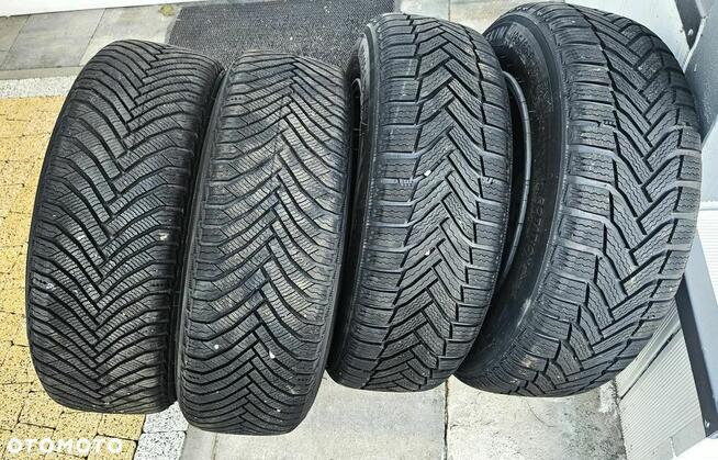 Toyota Prius 1.8 Hybrid Executive