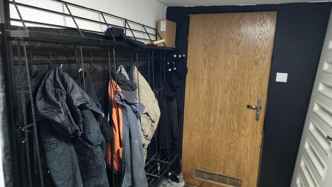 Do wynajecia 3 hale / 883O52O2O / z biurem i zapleczem sanit