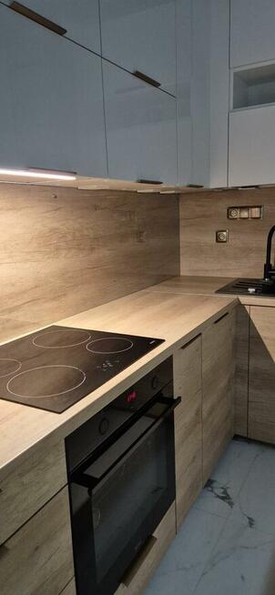 Kuchnie, meble, garderoby w zabudowie