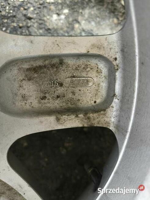 AUDI A3 8L / FELGI ALUMINIOWE R15 6J ET 38 5x100