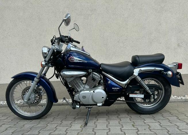 Suzuki Intruder