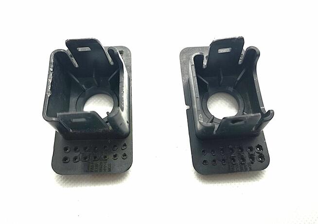 Uchwyt Mocowanie Czujnika Parkowania Przód SsangYong Tivoli