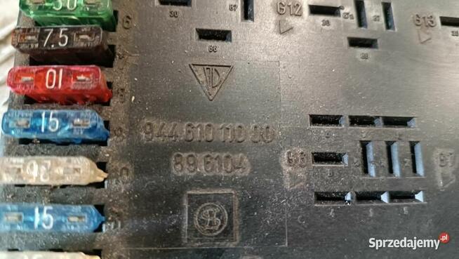 Skrzynka bezpieczników Porsche 944 94461011000