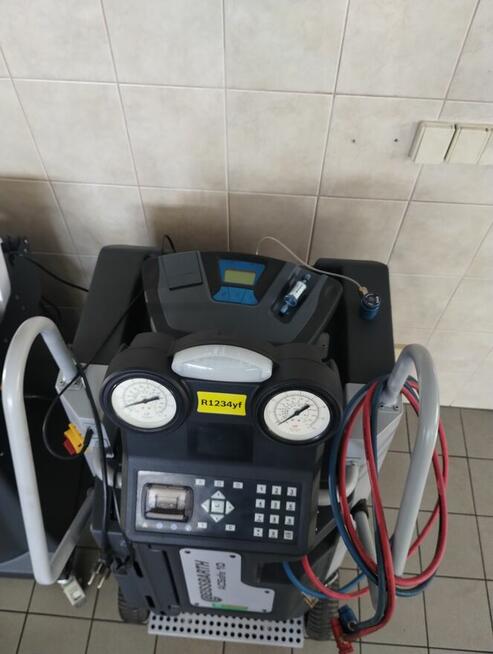 ACSafe 10 Beissbarth Analizator może z analizatorem czynnika