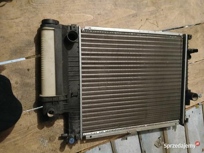 Chłodnica wody BMW seria 5 E39 2.0 Benz. R6