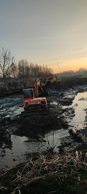 Transport wywrotką ziemia piach kruszywo usługi koparką
