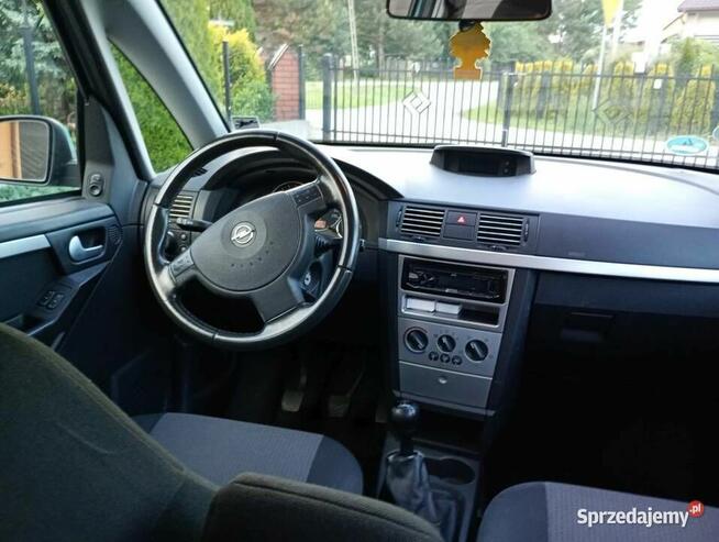 Opel Meriva 1,6 benzyna nowy rozrząd opony bez rdzy 172000