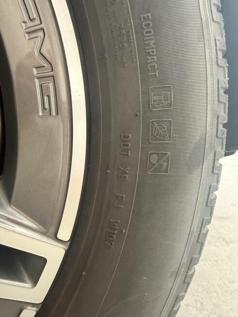 Komplet opon 275/50/20 Pirelli Scorpion