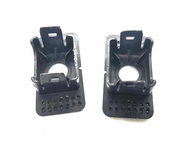 Uchwyt Mocowanie Czujnika Parkowania Przód SsangYong Tivoli