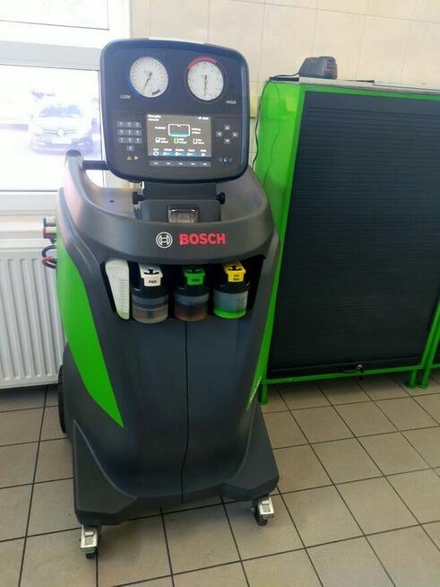 ACS 553 – Stacja klimatyzacji odbierz myjkę Bosch Advanced