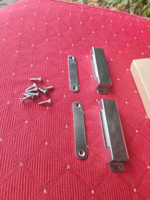 Silne Magnesy Drzwiowe Drzwi Szuflady Szafy Zatrzaski Balkon