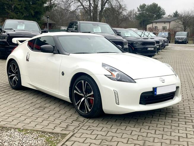 Nissan 370 Z Niski przebieg * Super stan * Automat * Łopatki * Kamera cofania