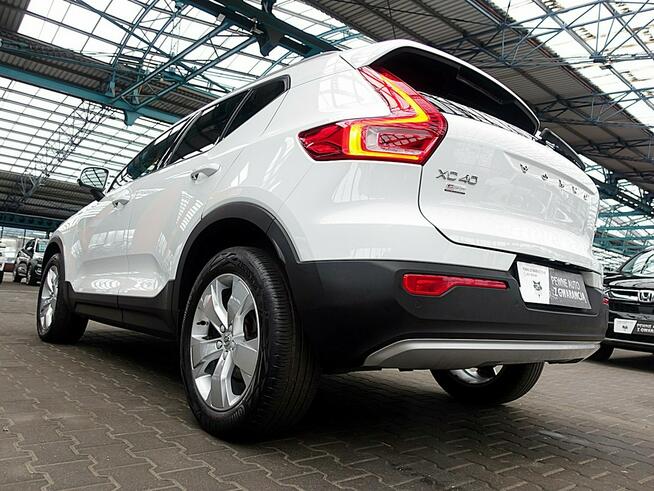 Volvo XC 40 EL.Klapa+NAVI+Kamera+PODGRZ.Kier+Fotele1WŁ KRAJOWY GWAR. Bezwyp F23%