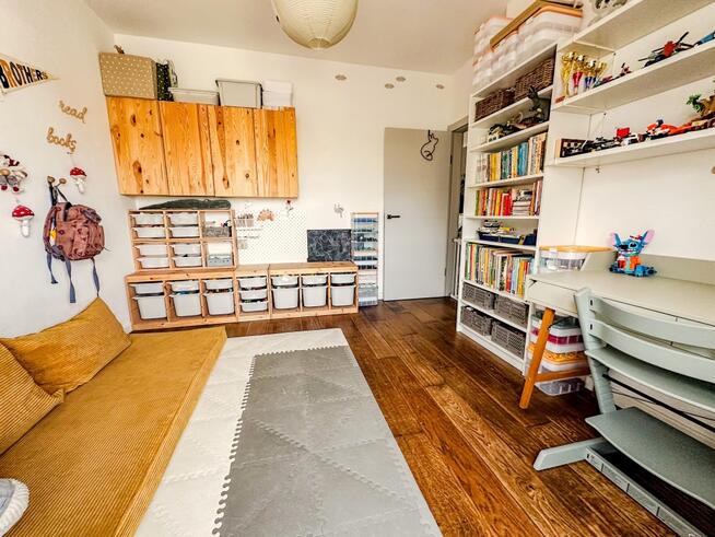 Energooszczędny dom. Fotowoltaika. 400 m- PKP. Zgorzała / Warszawa