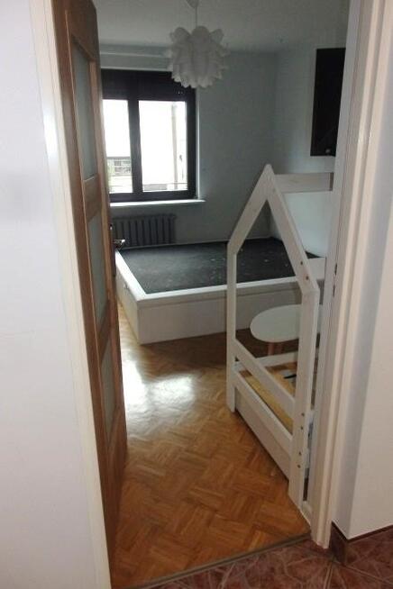 Syndyk sprzeda nieruchomość lokalową.