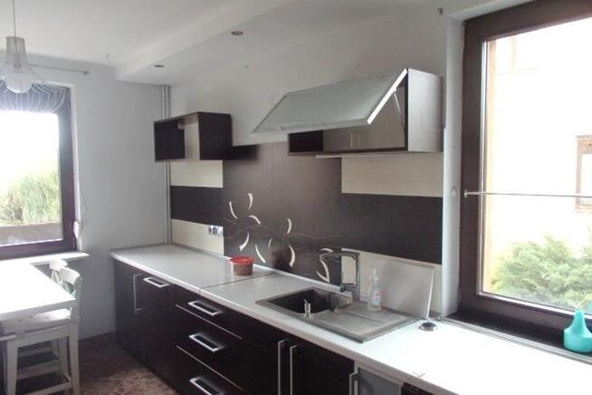 Syndyk sprzeda nieruchomość lokalową.