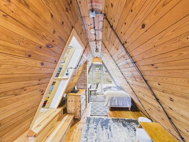 Dom nad jeziorem – Borzestowska Huta