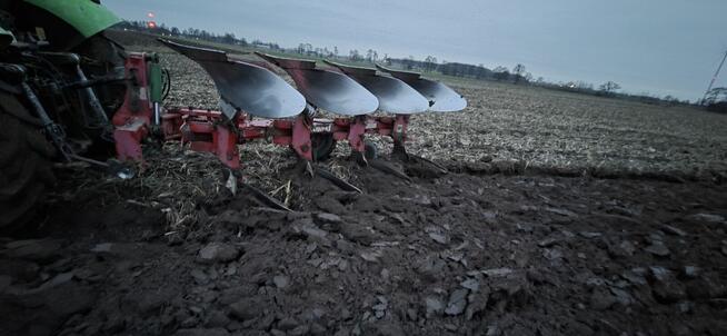 Sprzedam Kosiarka rotacyjna.Pług obrotowy 4 skibowy