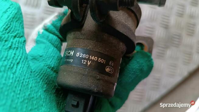 Silniczek krokowy Porsche 944 2.5B. 0280140501