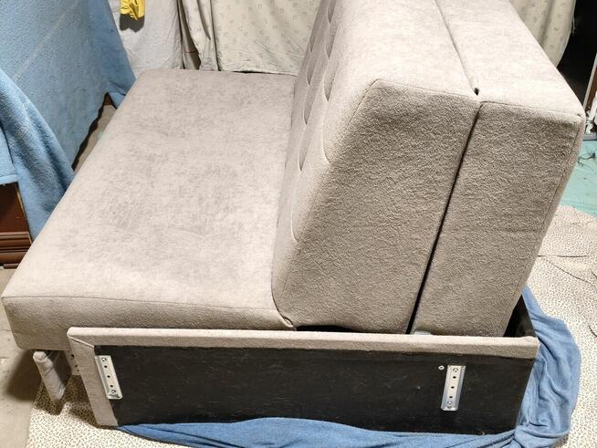 Sofa 2 osobowa rozkładana