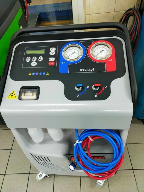 Acs 563 Bosch stacja klimatyzacji do pojazdów elektrycznych