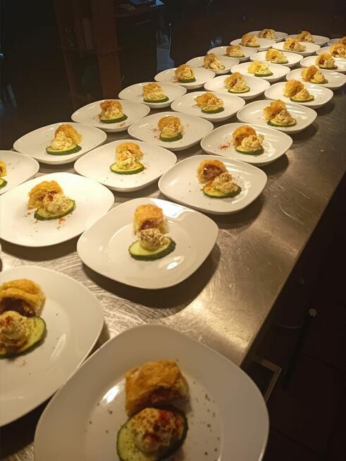 kucharz z 20 letnim doswiadczeniem