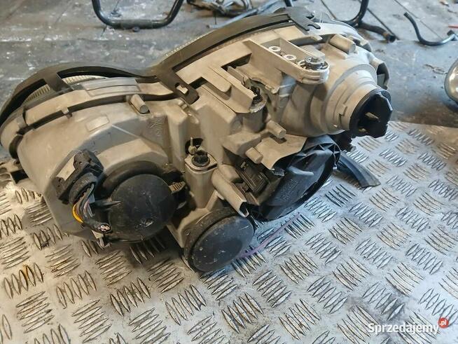 Lampa soczewka komplet Mercedes w203 00-04r