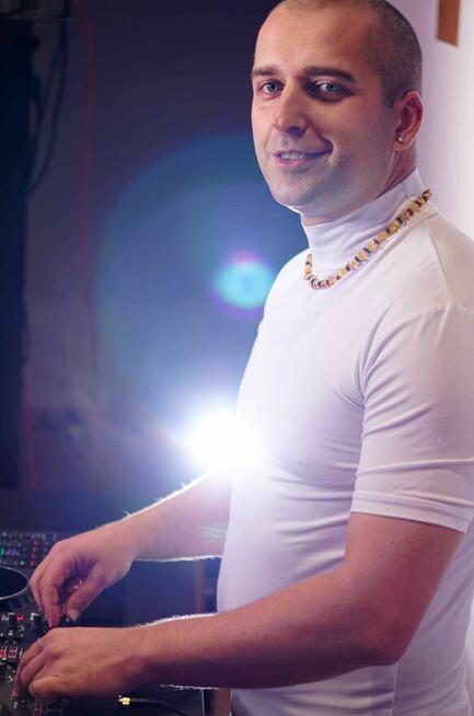 DJ na imprezy prywatne i firmowe | Muzyka dopasowana do gości