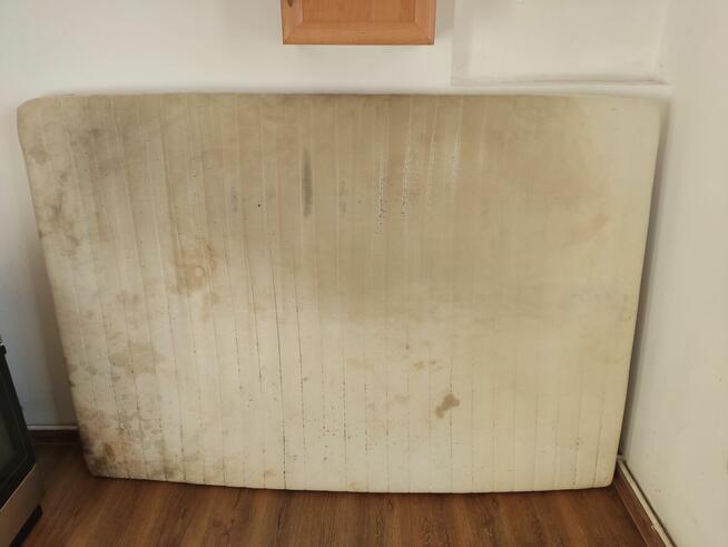 Oddam za darmo materac