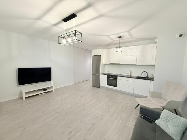 Bezpośrednia sprzedaż trzypokojowego mieszkania 61,5 m²