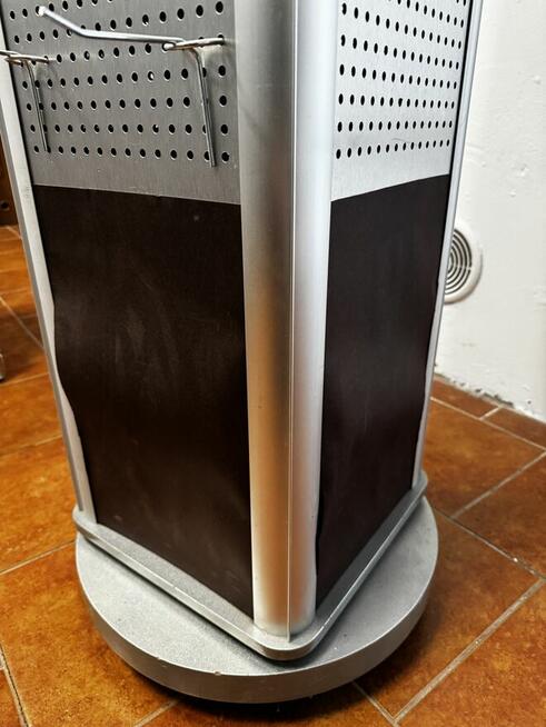 Profesjonalny stojak ekspozycyjny obrotowy metalowy wolnosto