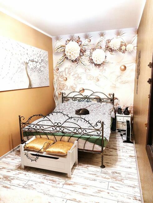 zamienię mieszkanie na niewielki dom wolnostojący pod Warsza