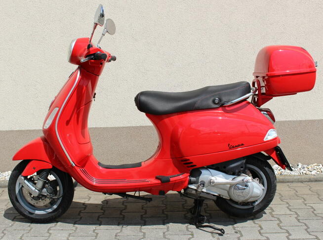 Piaggio Vespa 125