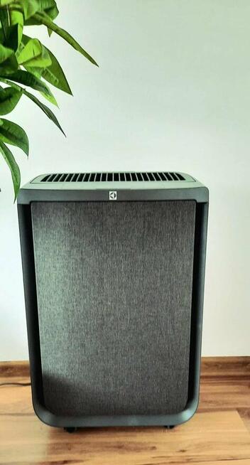 Sprzedam oczyszczacz powietrza, nawilżacz I wiatrak. 3w1