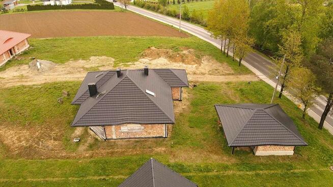 Na sprzedaż DOM, garaż. Działka 1214m2. Straszydle