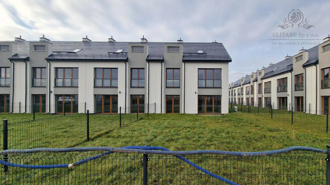 Dom szereg środkowy o pow.130,58m2 na działce 113,90m2, Kąty Wrocławskie