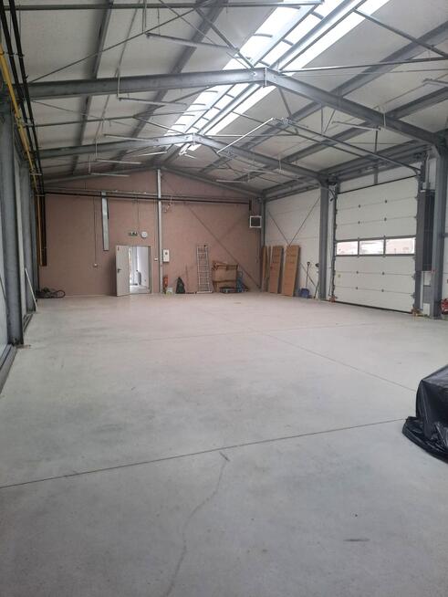 Wynajmę halę usługowo - magazynową z biurem 300m2