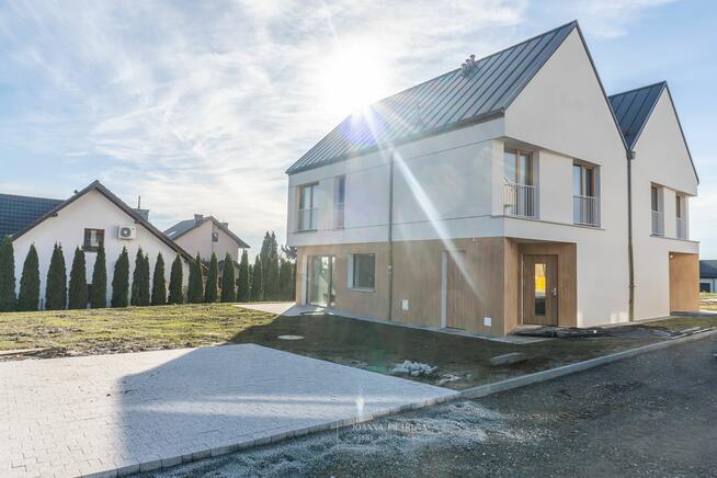 Nowoczesny dom 117 m2 z dużym ogrodem! Ostatnie 2 lokale | 15 min od Krakowa