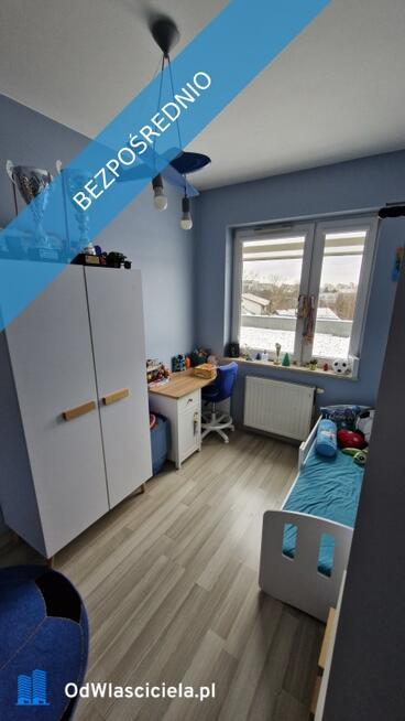 Przestronne mieszkanie z dużym balkonem, miejscem garażowym i komórką